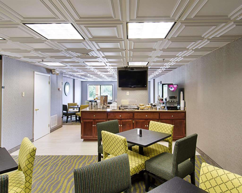 Suburban Extended Stay Hotel Worcester Restaurant photo